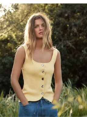 Zara butter yellow tank with silver buttons NWT